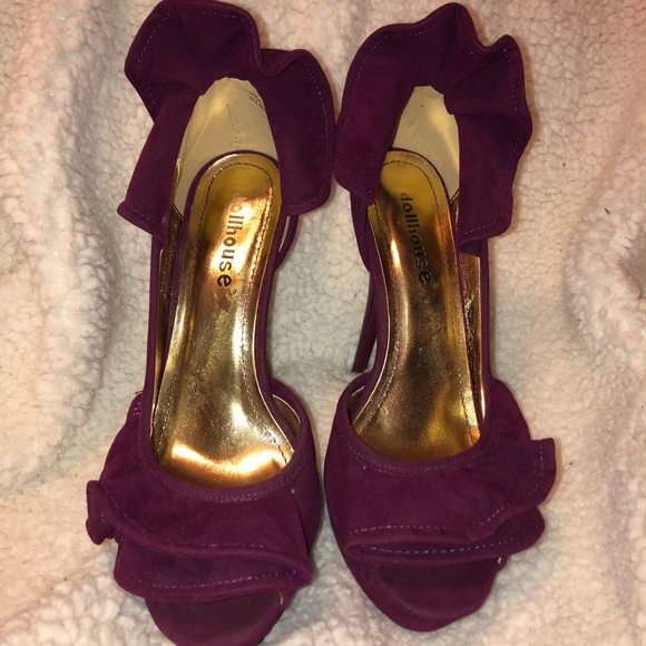 Shoes 👠 - Picture 2 of 4